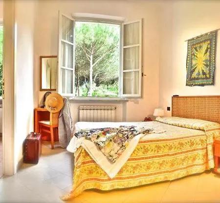 Hotel Fiorisella Marina di Massa