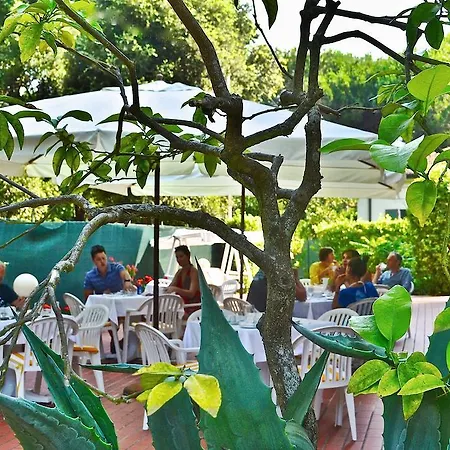 Hotel Fiorisella Marina di Massa