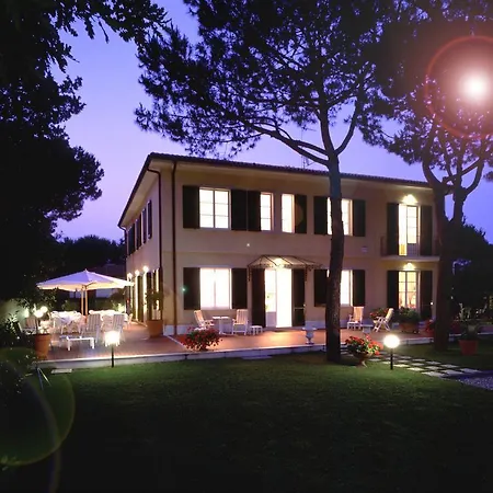 Hotel Fiorisella Marina di Massa
